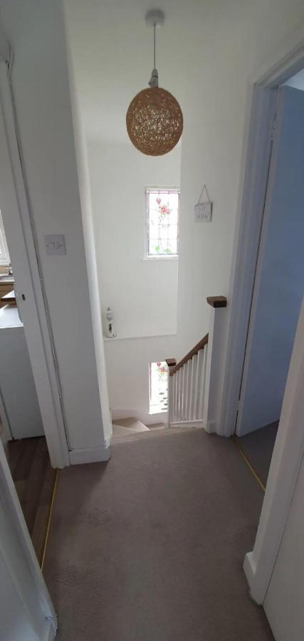 Beautiful 1 Bedroom Cottage With Courtyard. Deal Esterno foto